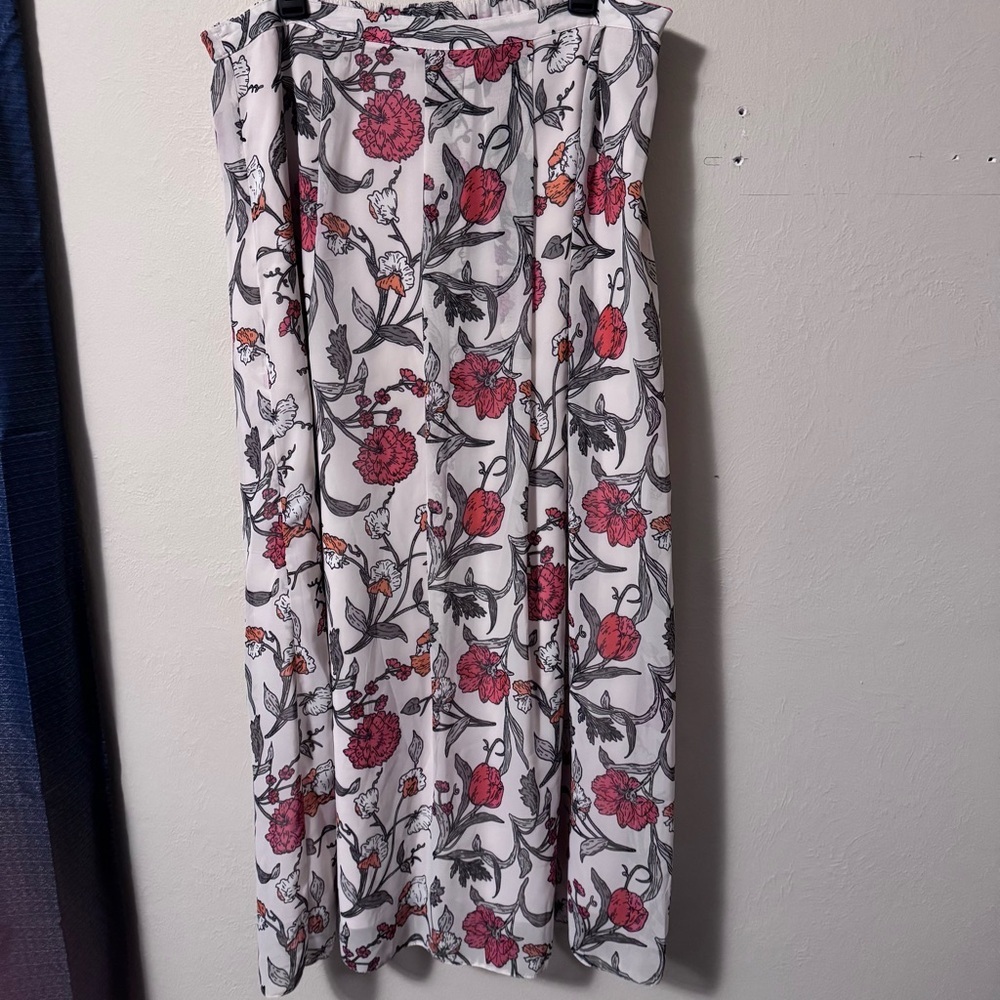 Dorothy Perkins floral maxi skirt Size 14